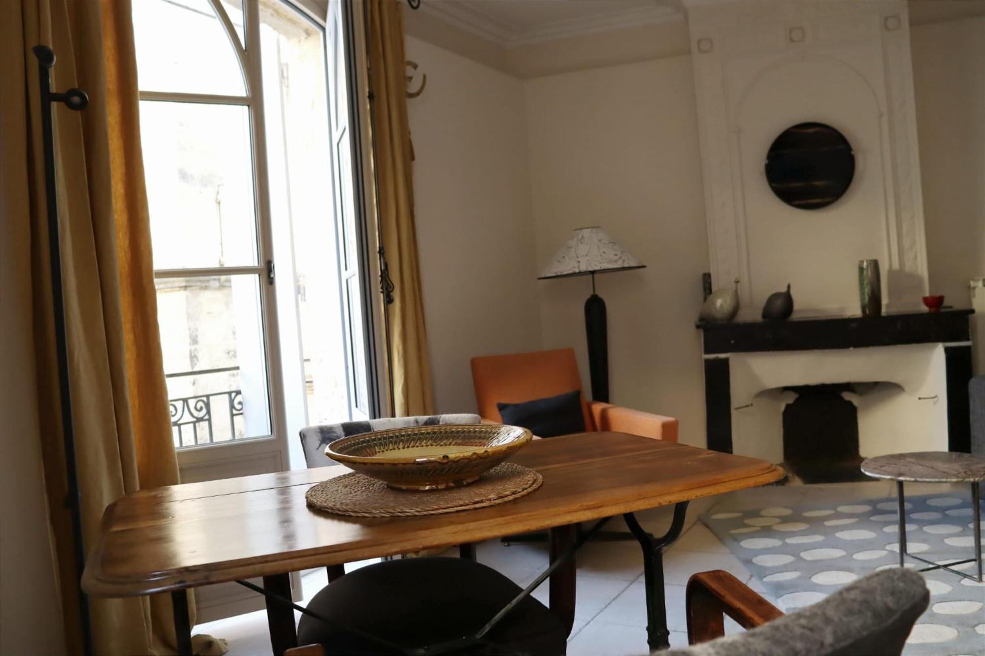 شقة Uzes Centre Quartiers Des Arts Charme De L'Ancien المظهر الخارجي الصورة